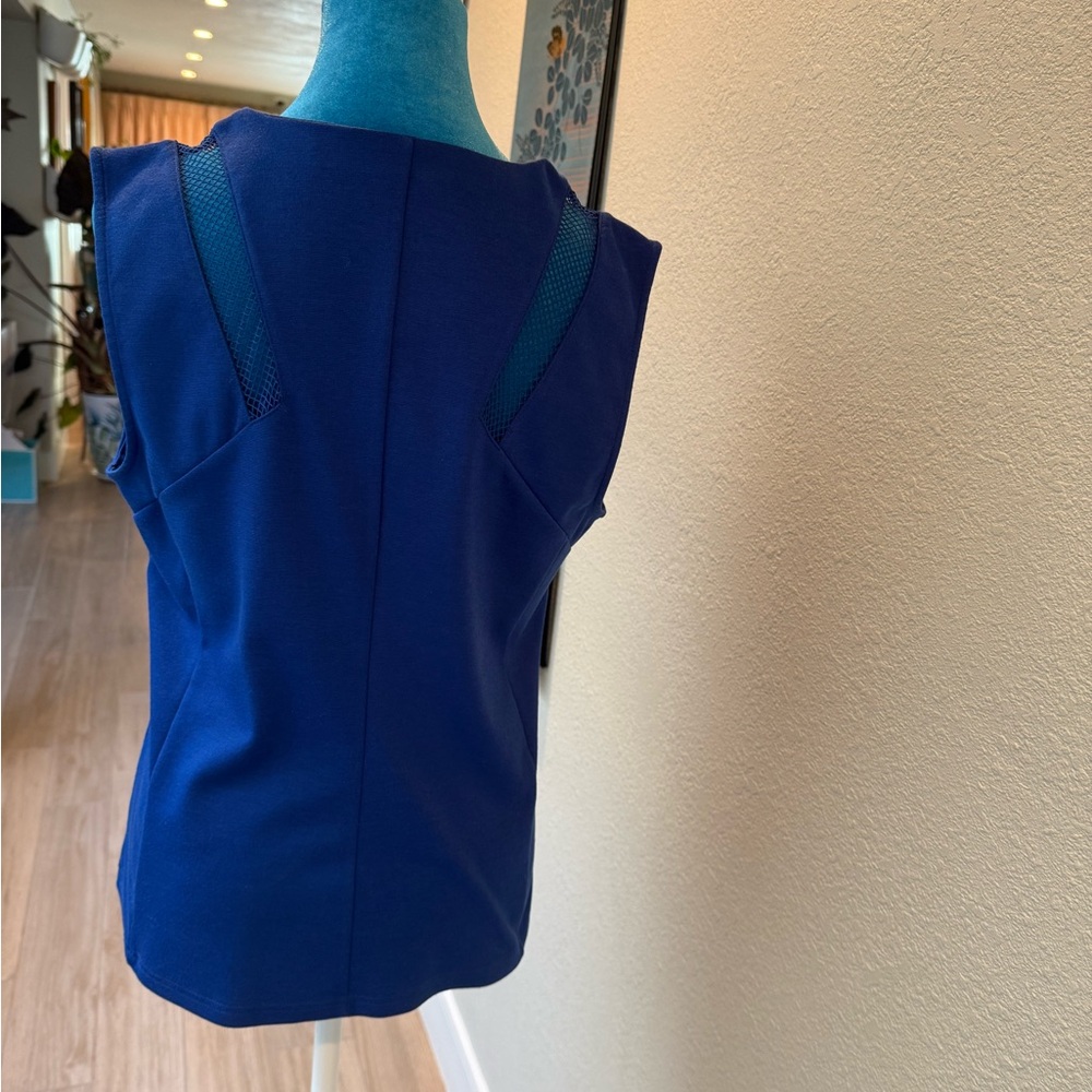Unique Blue 80s Style Sleeveless Top - Picture 4 of 6